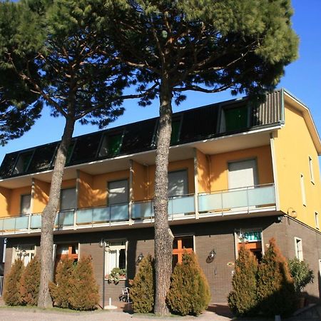 Albergo Nardini Lentate sul Seveso Luaran gambar