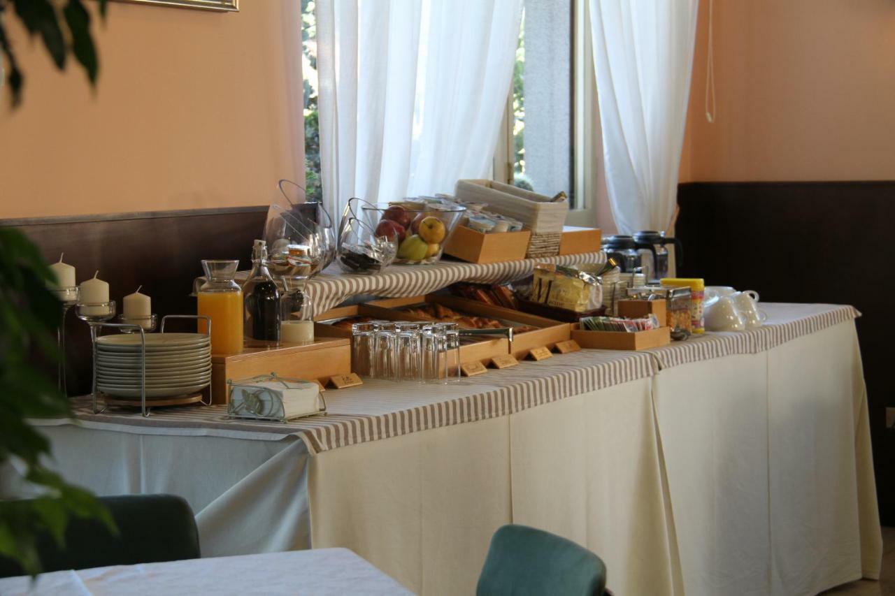 Albergo Nardini Lentate sul Seveso Luaran gambar