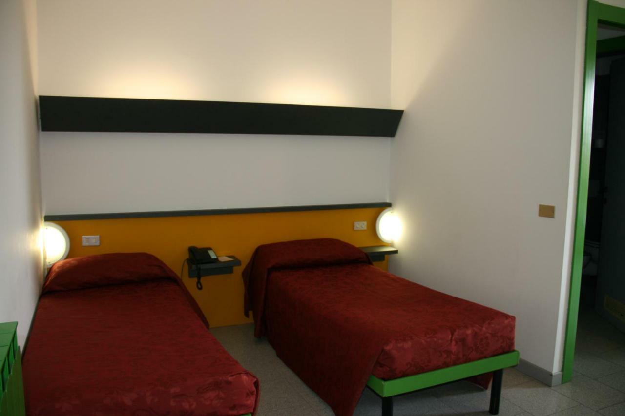 Albergo Nardini Lentate sul Seveso Luaran gambar